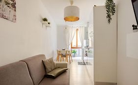 Dolce Riva Downtown Apartment